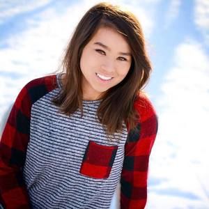 Meet your Posher, Aleona